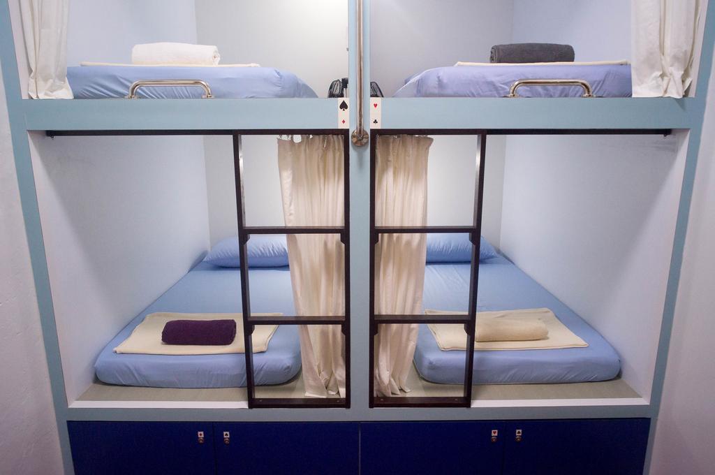 Sojourn Beds & Cafe Hotel Taiping Room photo