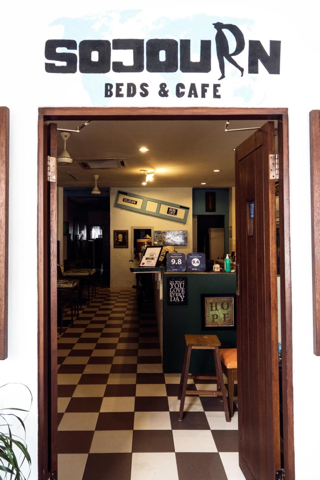 Sojourn Beds & Cafe Hotel Taiping Exterior photo